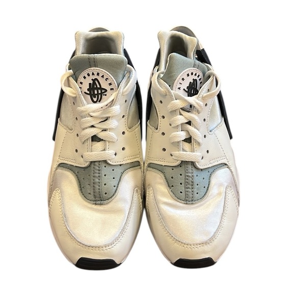 Nike Air Huarache Sneaker Shoe White Sage Black Athletic Run Train Walk Size 7.5 - Picture 2 of 16